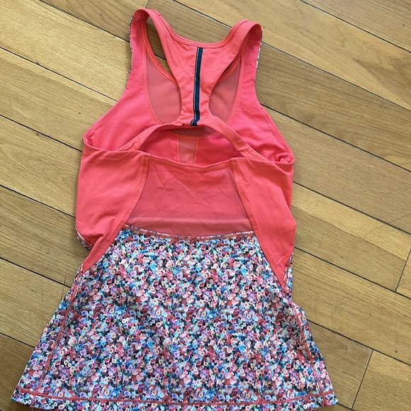 LULULEMON Racerback workout top - Picture 3 of 4